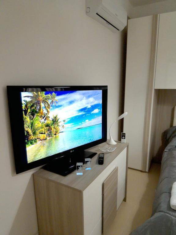 Rm Apartment Messina Buitenkant foto